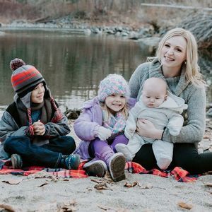 Meet your Posher, Crystal